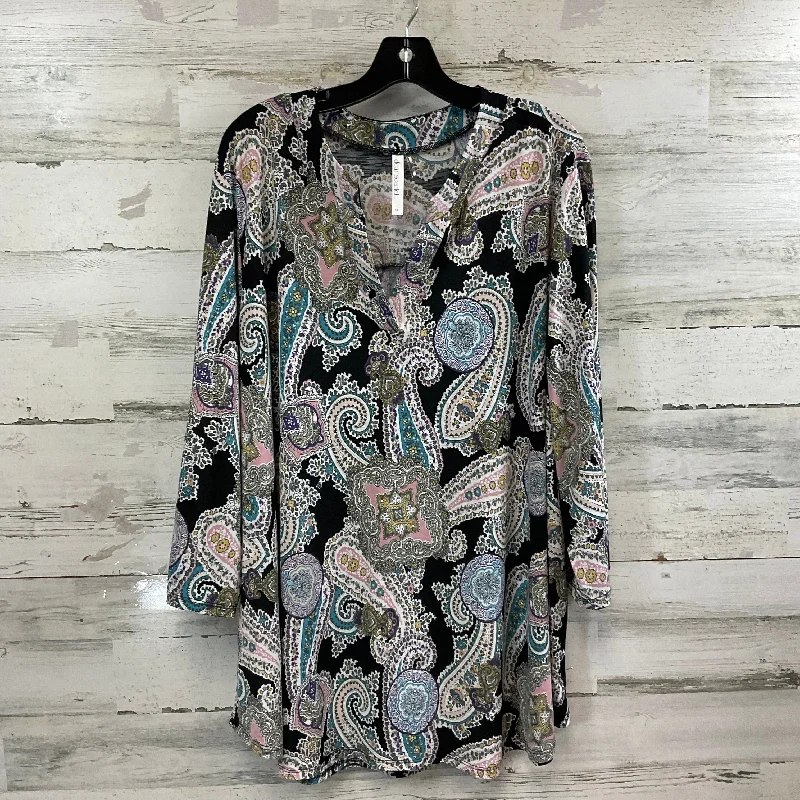 Trendy Hoodies Top 3/4 Sleeve By DEAR SCARLETT In Black & Blue, Size: 3x