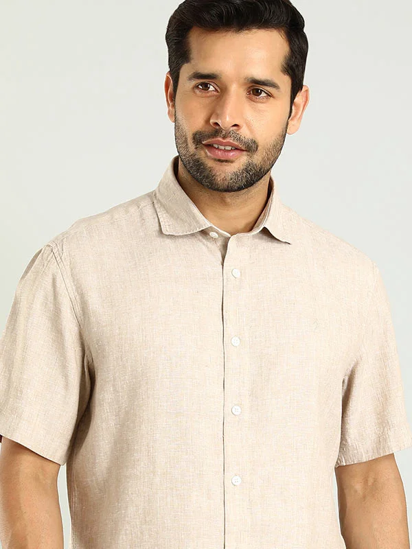 Men Solid Half Sleeve Linen Blend Shirt